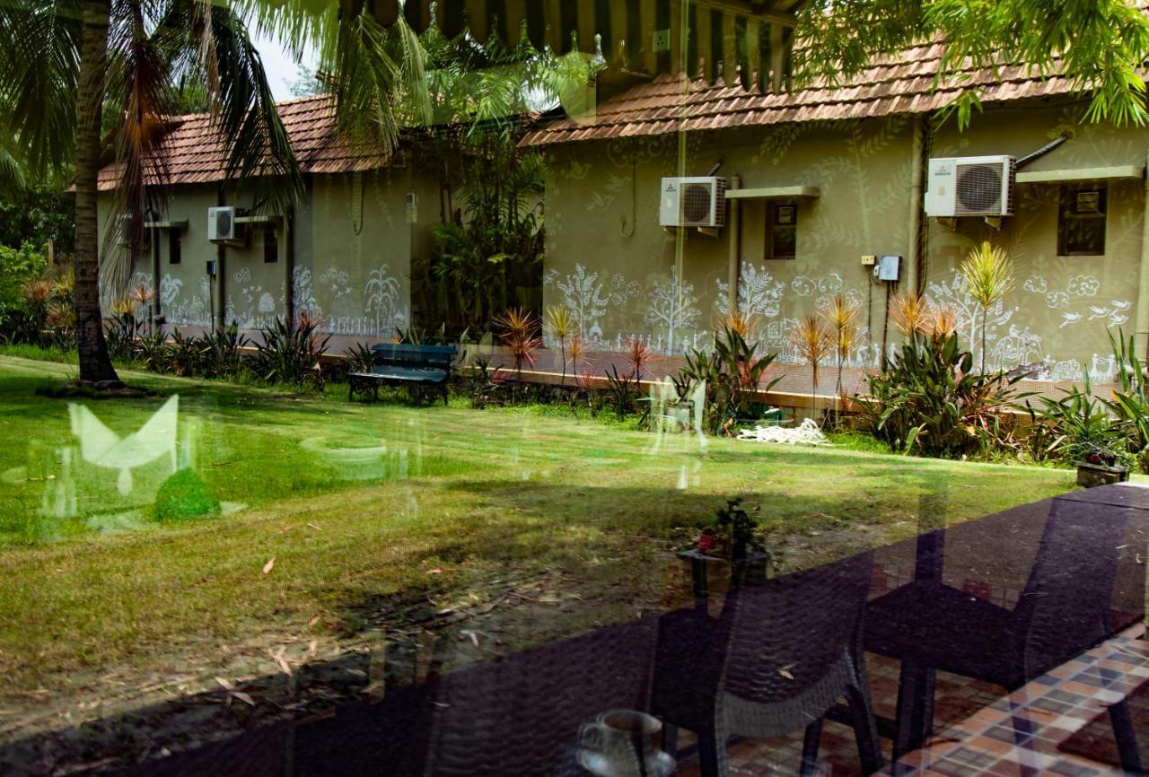 Breathing Earth - Rooms And Pool Kalkuta Zewnętrze zdjęcie